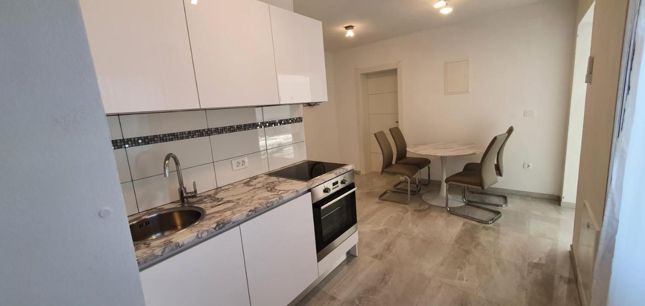 Apartmani Naomi&Leo 센 외부 사진