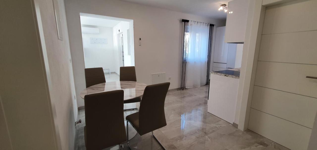 Apartmani Naomi&Leo 센 외부 사진