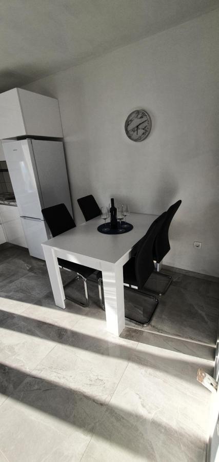 Apartmani Naomi&Leo 센 외부 사진